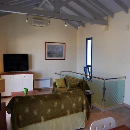Bohemia Beach House Comfortable Villa On The Beautiful North East Coast バルバティ エクステリア 写真