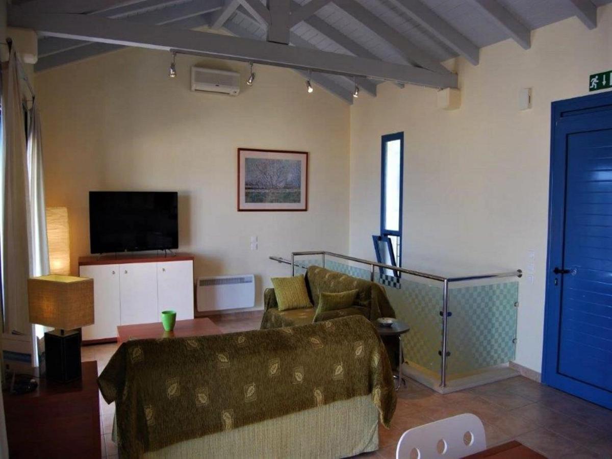 Bohemia Beach House Comfortable Villa On The Beautiful North East Coast バルバティ エクステリア 写真